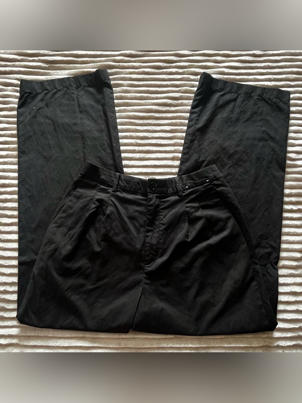 Uniqlo black wide-leg pants ♡
